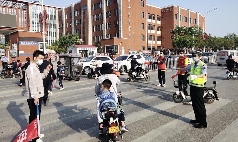 校园道路维修工程:筑梦未来,保障学子安全畅行