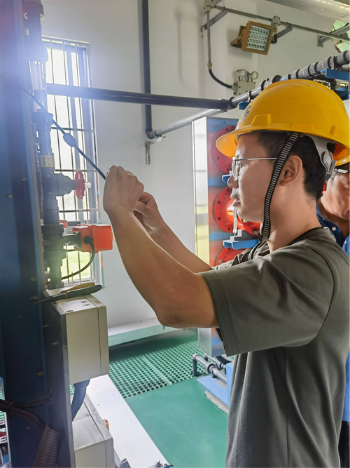 水厂维修班工作报告综述:守护城市供水安全的坚实后盾