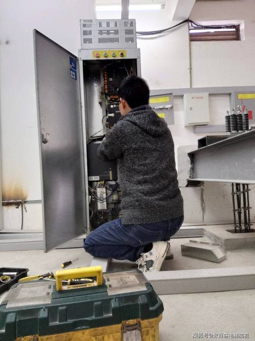 电梯维修保养:守护城市安全运行的守护神