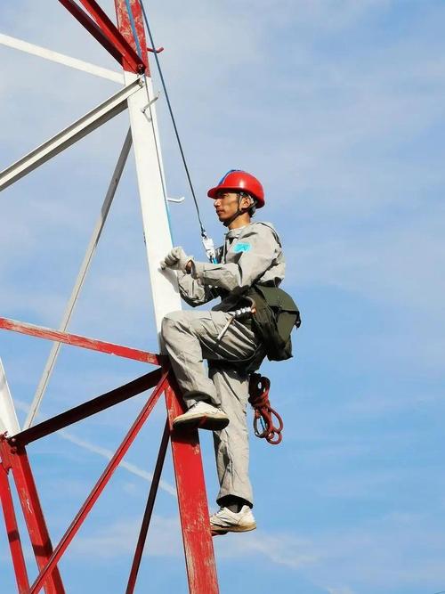 电视塔维修：高空建筑的守护者