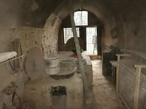 窑洞维修:传承历史,守护家园