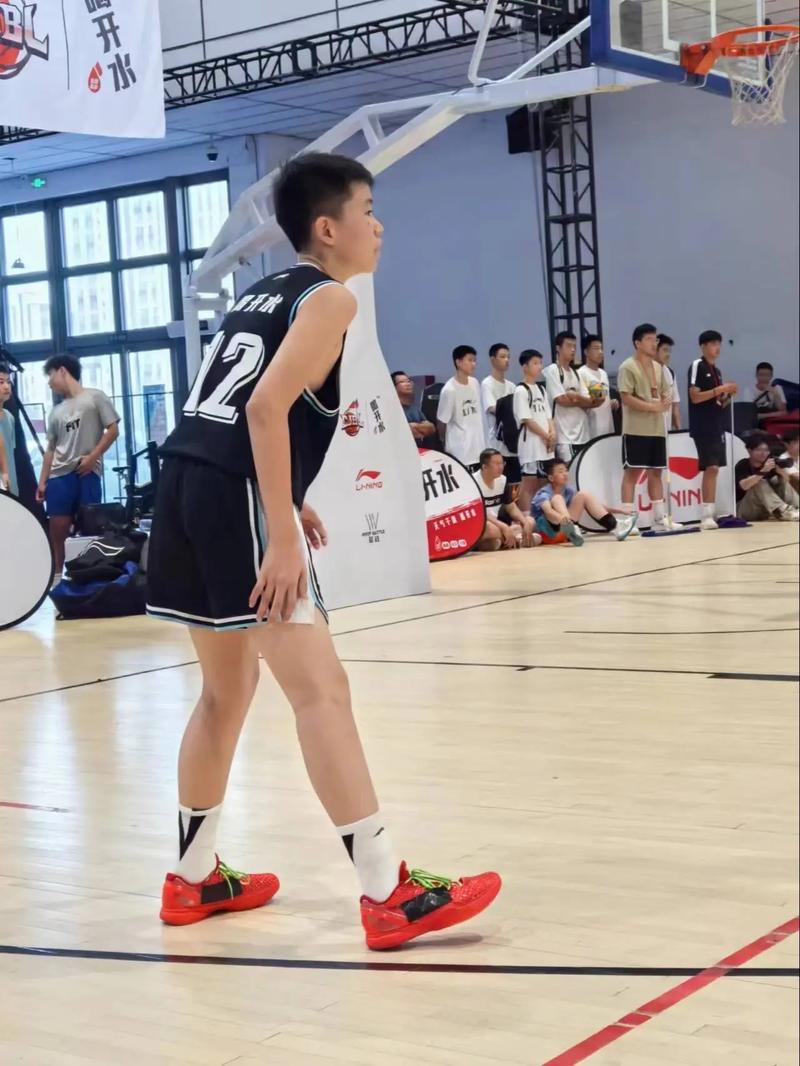 篮球场维修工程：焕发青春，铸就梦想