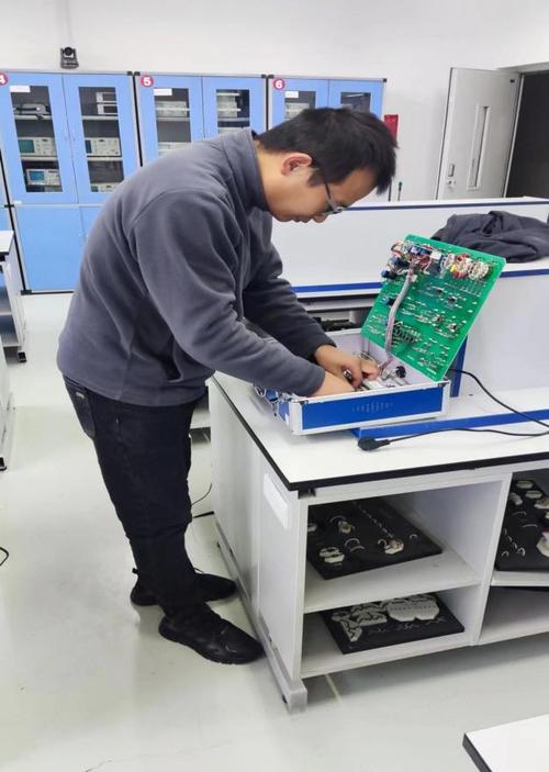 精细化管理下的科室设备维修创新之路