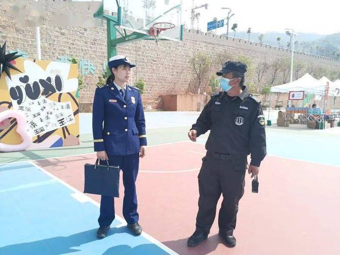 紧急维修,守护运动场安全与活力