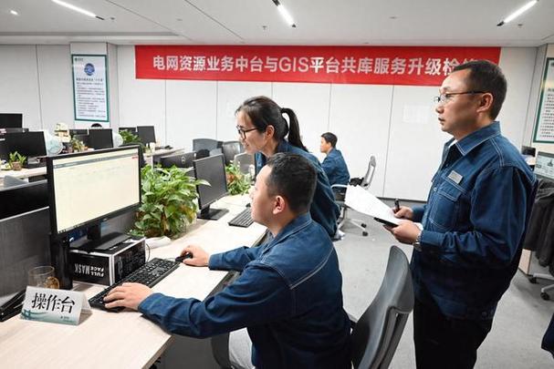 维修工掌握新技能,助力我国产业转型升级