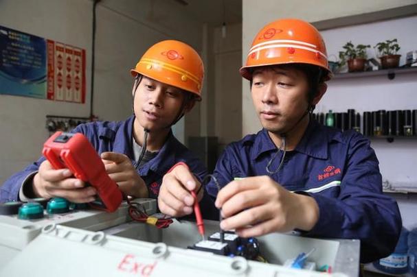 维修电工技师业绩报告：匠心独运，铸就行业精英
