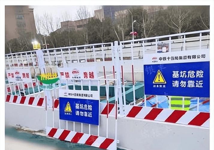 维修防护栏:保障安全,守护家园