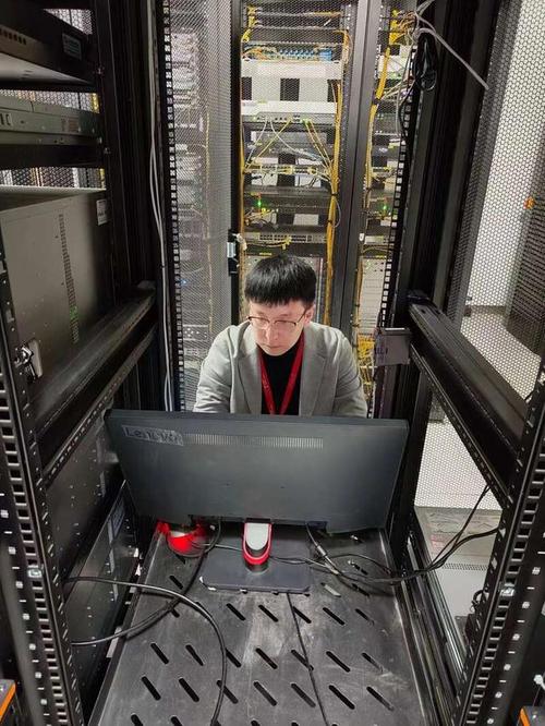 网络公司维修员:用匠心精神守护网络世界