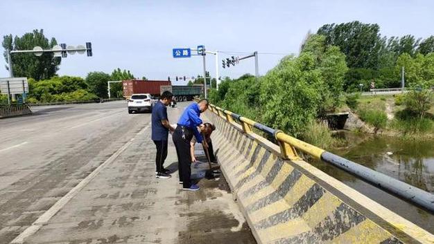 道路维修：守护城市动脉的生命线