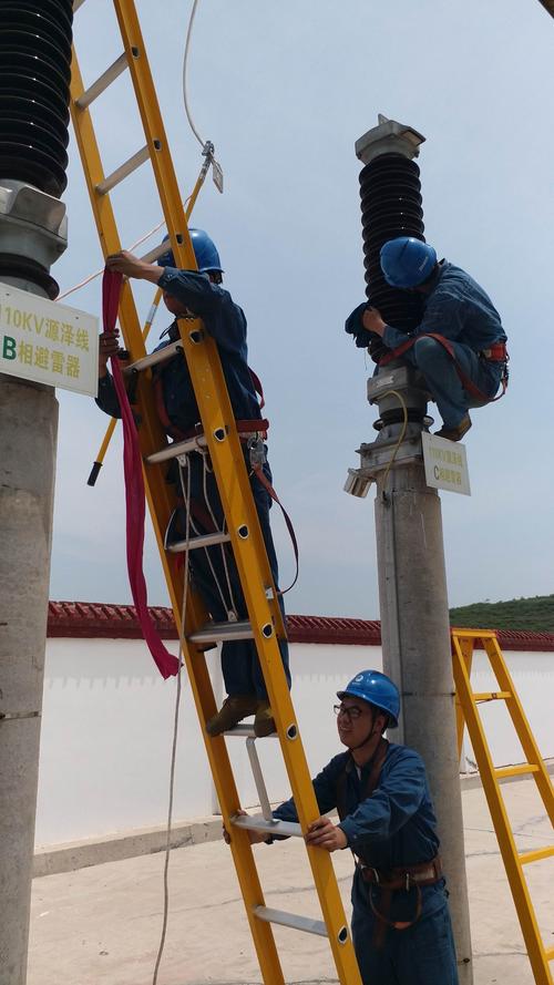避雷针维修:守护现代建筑的“天眼”工程