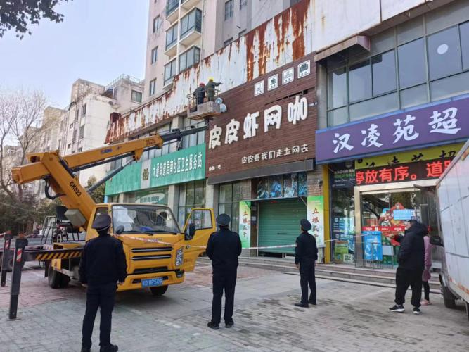 门头广告架拆除维修:提升城市形象,打造美好城市环境