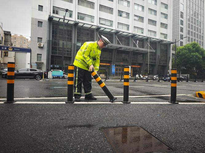 防撞桩维修报告:确保道路交通安全的重要保障