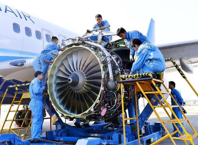 飞机维修厂实习之旅:探索航空维修的魅力
