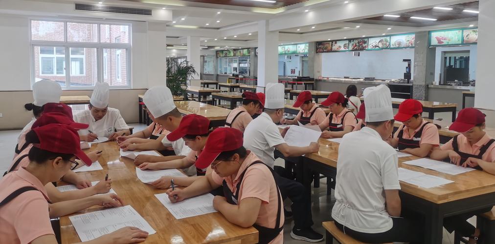 食堂地面维修:提升校园餐饮环境,保障师生用餐安全