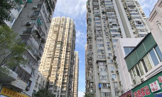 高层住宅维修报告解读:安全隐患的预警与未来建筑的反思