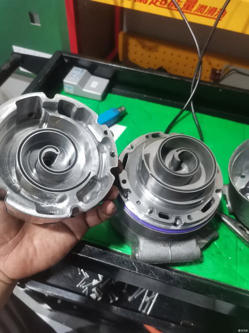 奔驰空调维修:品质与技术的完美结合