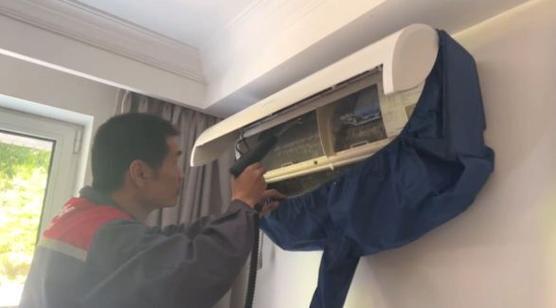 岁老人空调维修：专业、温馨的服务，守护夏日清凉