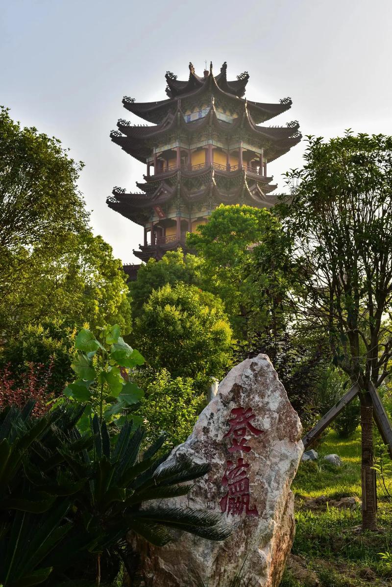 代克太阳能空气能热泵,绿色节能的未来家居取暖新选择_代克太阳能空气能热泵